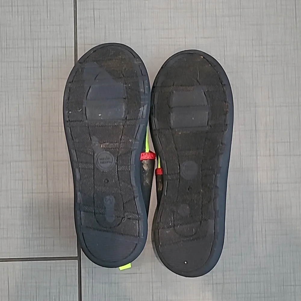 Wonder Nation Water Shoes Size2/3